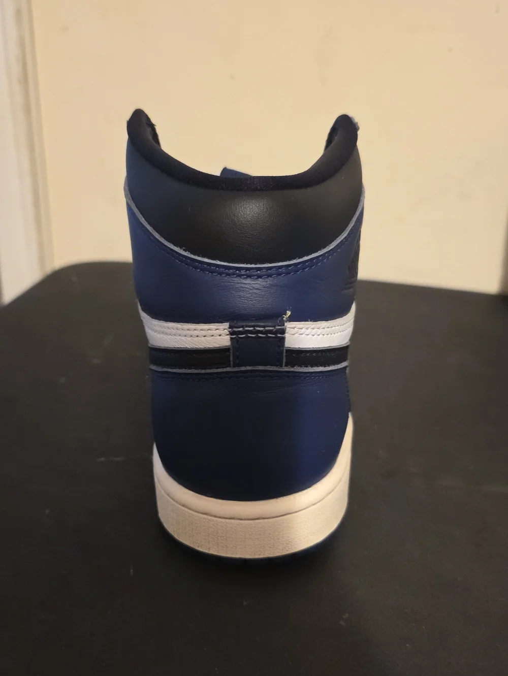 FOR SALE AIR JORDAN 1 RETRO HIGH OG 